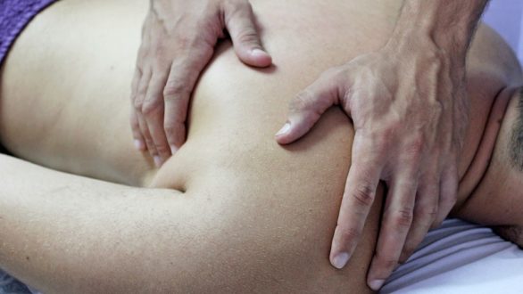 Ostéopathe à domicile : Un traitement basé sur le diagnostic précis du de votre mal