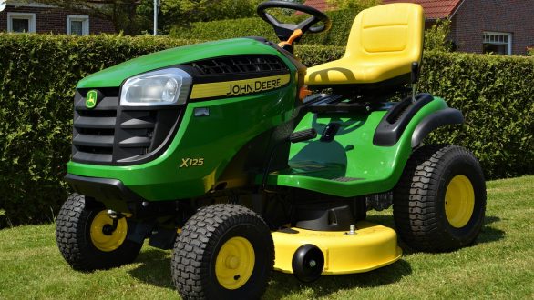 Des pièces détachées pour réparer votre tondeuse