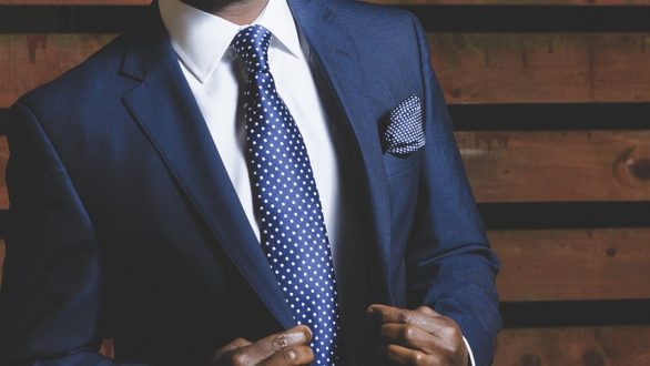 Choisir la bonne chemise pour aller au travail, nos conseils