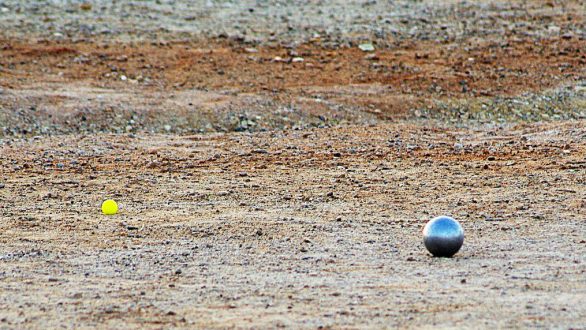 Boules de pétanque : comment les choisir ?