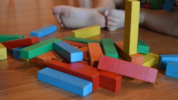 3 façons d’appliquer la méthode Montessori à la maison