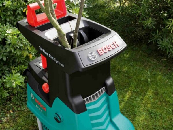 broyeur de branches électrique BOSCH