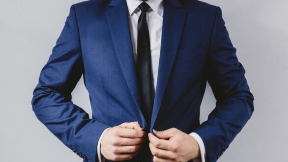 Que choisir entre un blazer et une veste de costume ?
